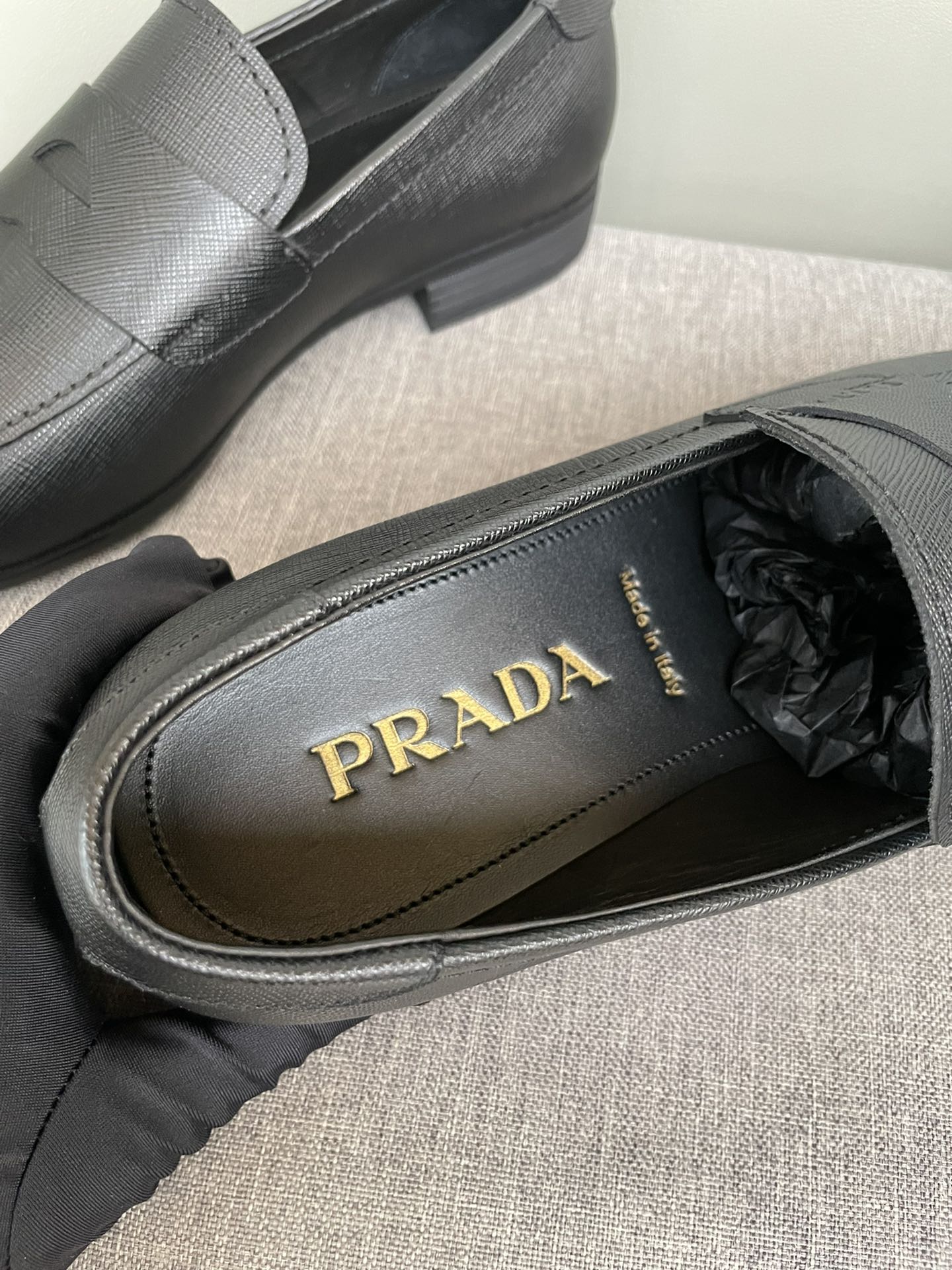 PRADA LOAFER