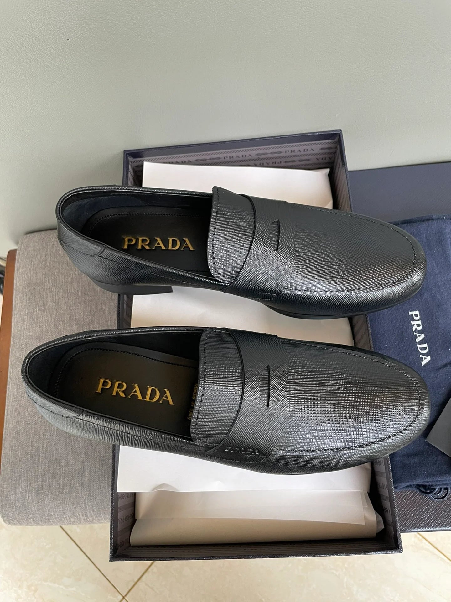 PRADA LOAFER