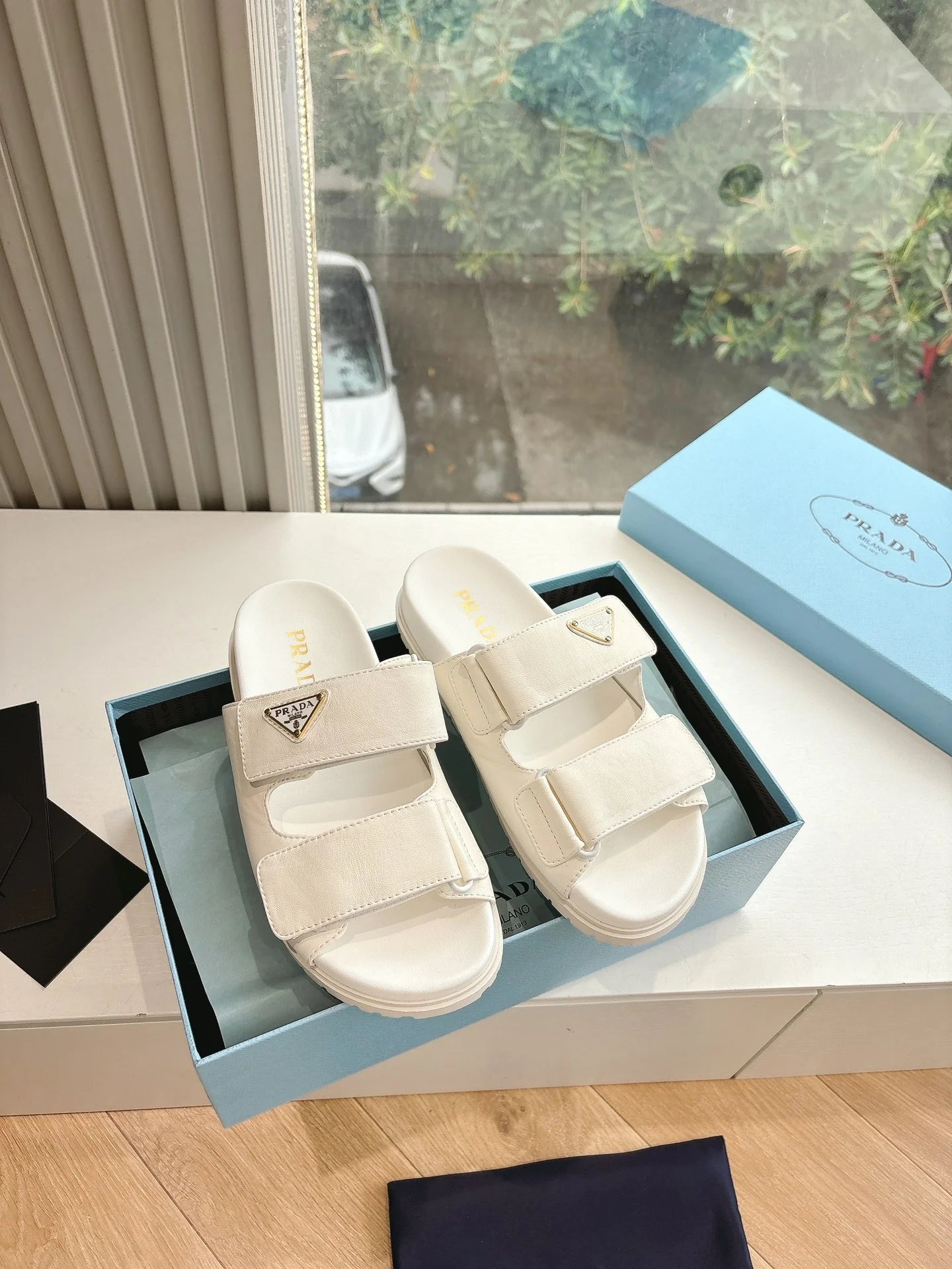 PRADA SANDAL