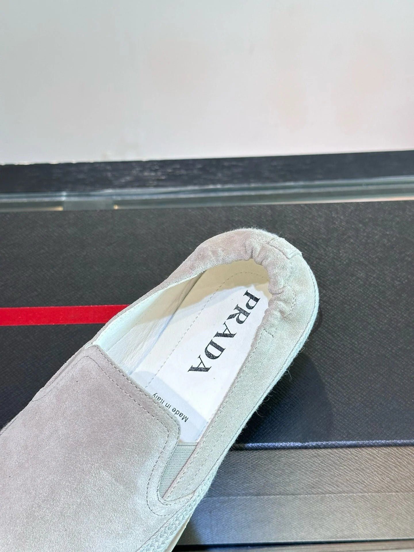 PRADA SNEAKER