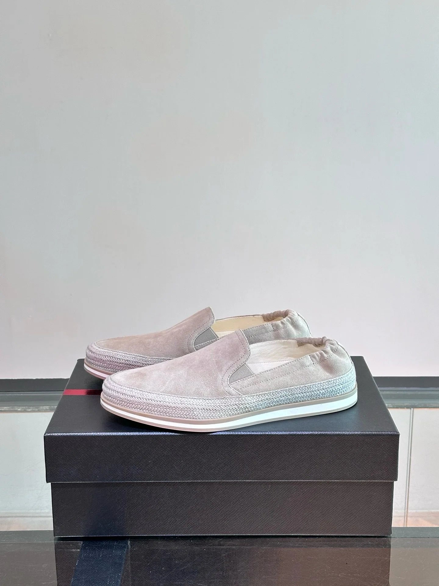 PRADA SNEAKER