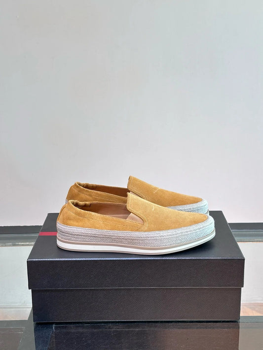 PRADA SNEAKER