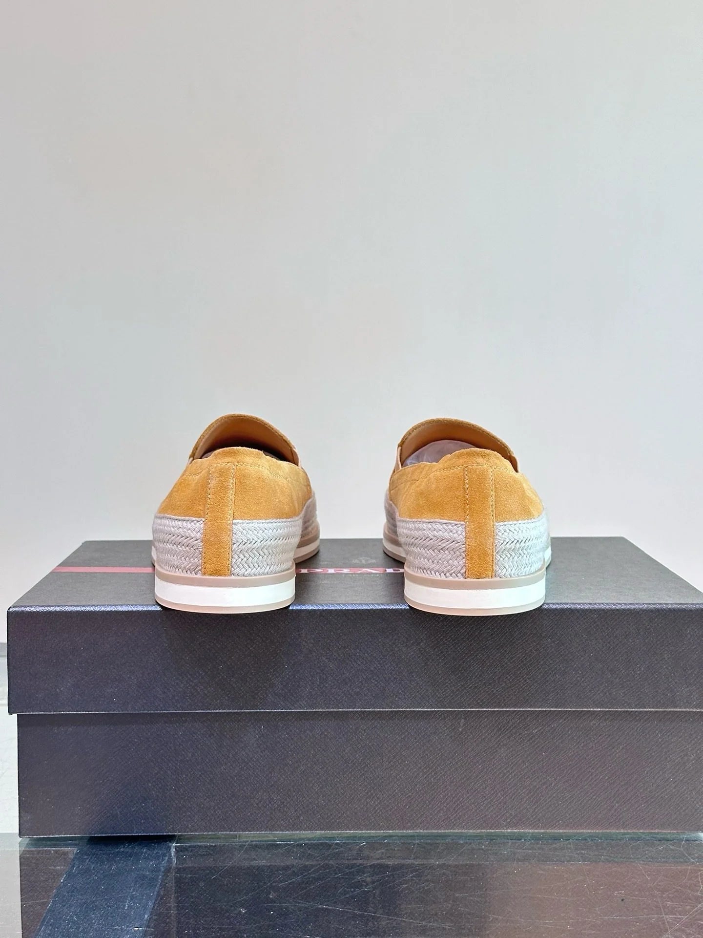 PRADA SNEAKER
