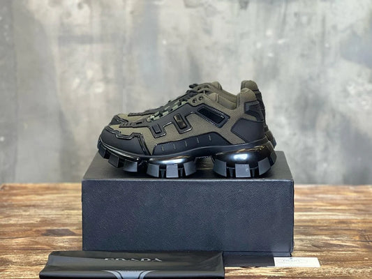 PRADA SNEAKER