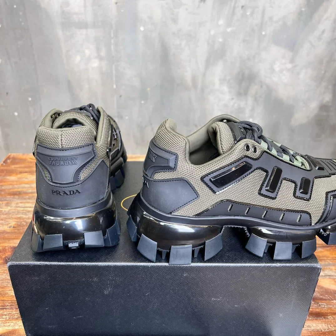PRADA SNEAKER