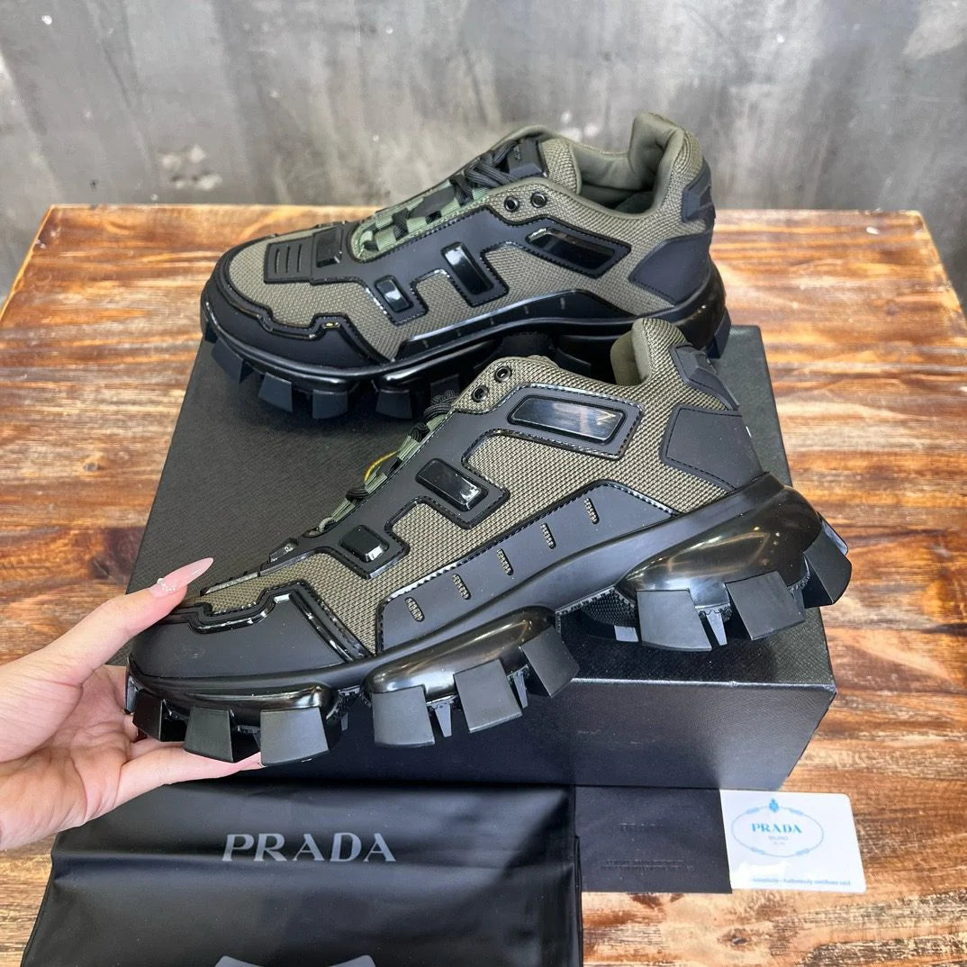 PRADA SNEAKER