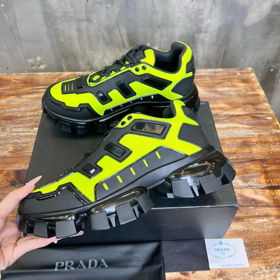 PRADA SNEAKER