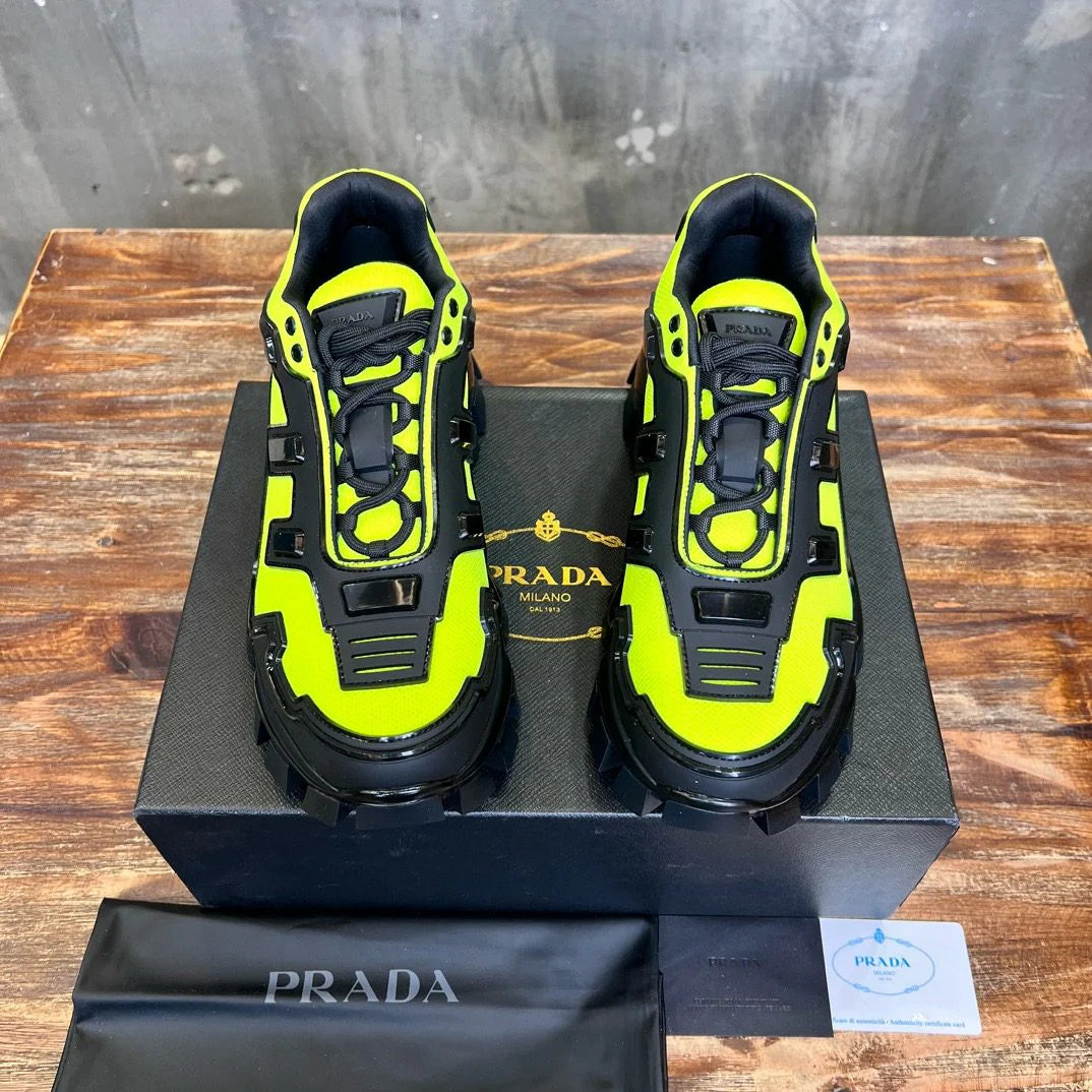 PRADA SNEAKER
