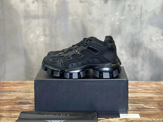 PRADA SNEAKER