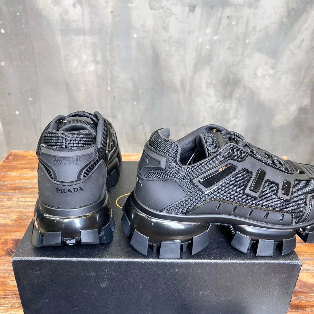 PRADA SNEAKER