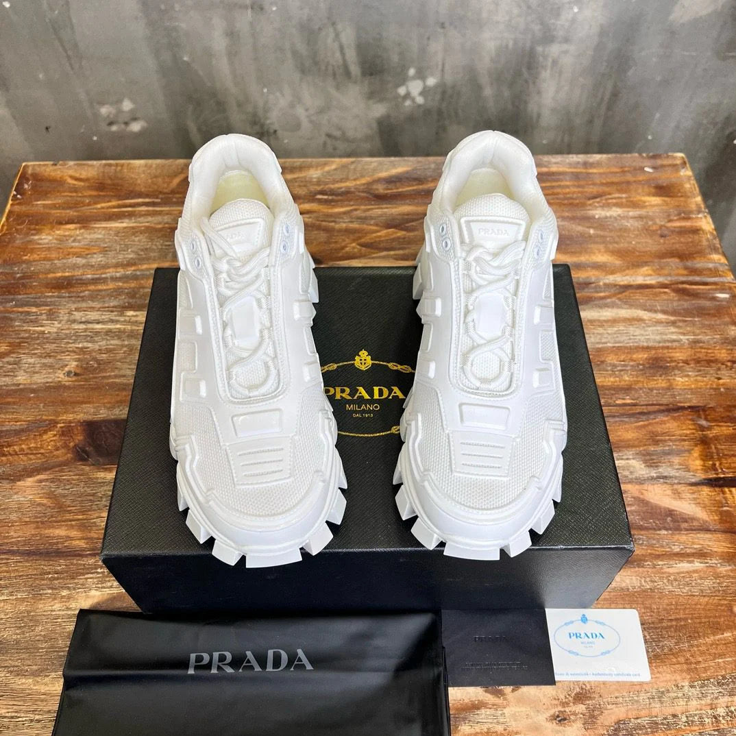 PRADA SNEAKER