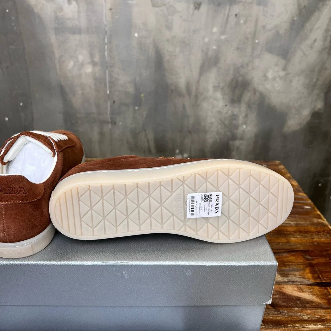 PRADA SNEAKER