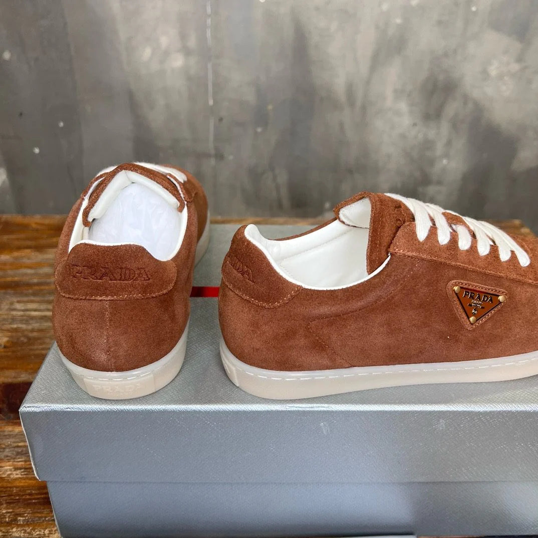 PRADA SNEAKER