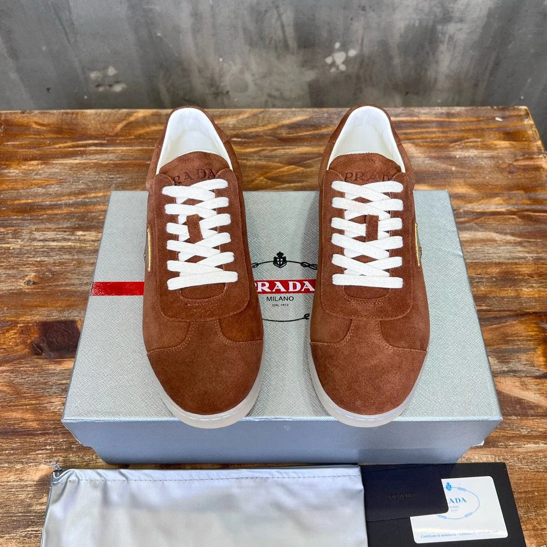 PRADA SNEAKER