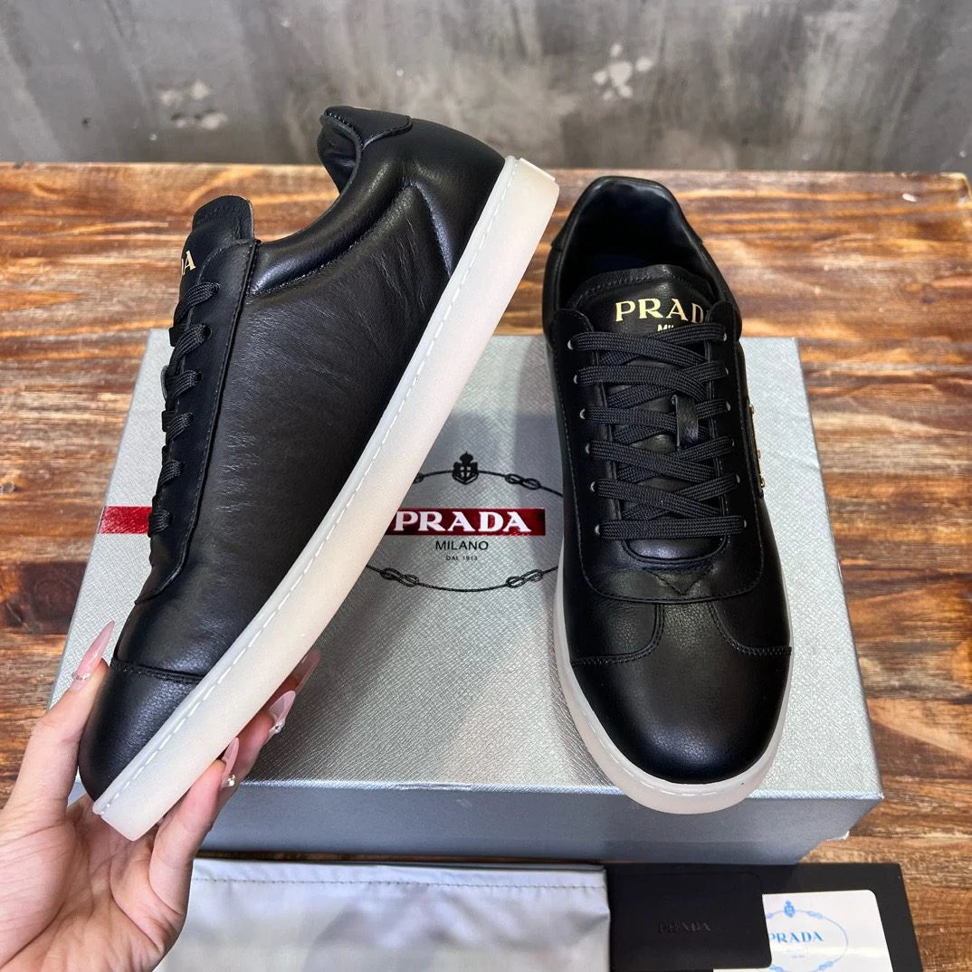 PRADA SNEAKER