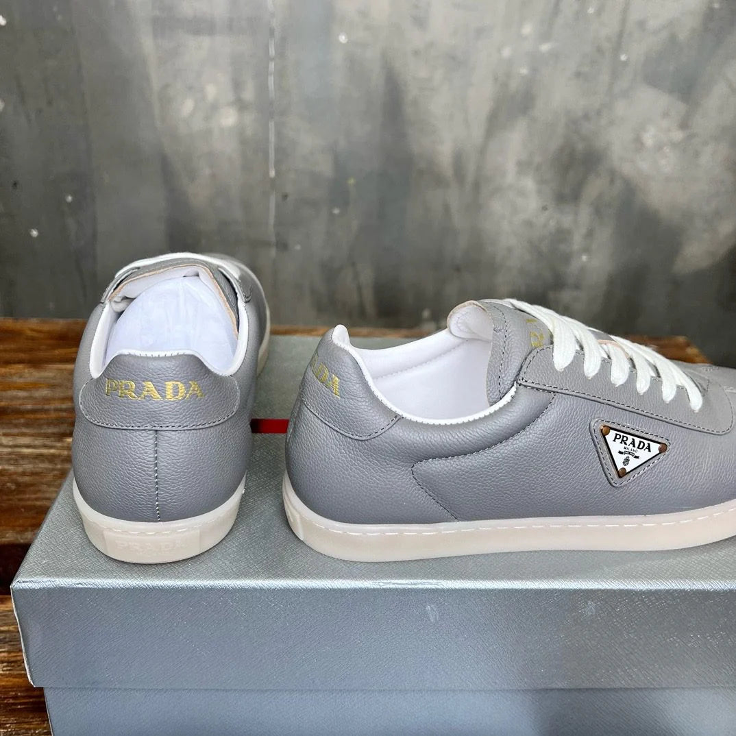 PRADA SNEAKER