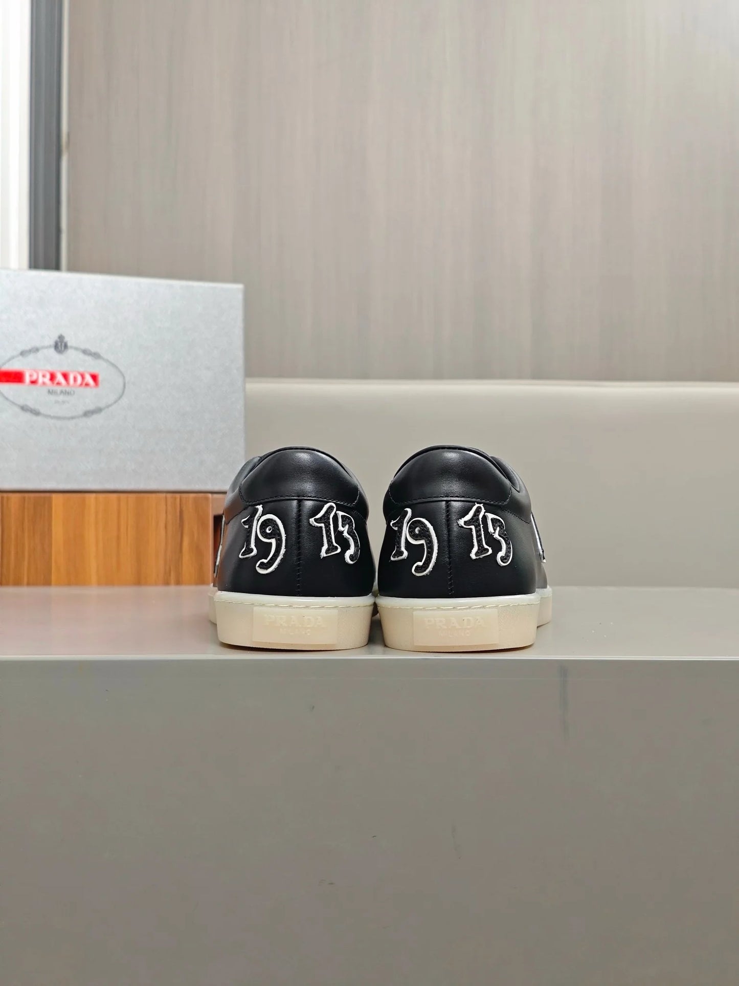 PRADA SNEAKER