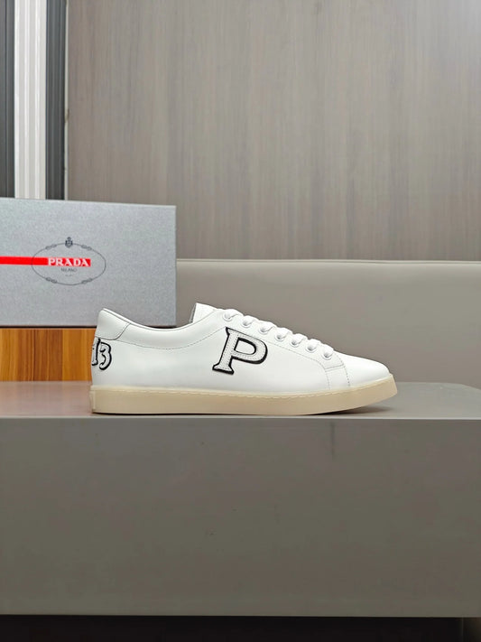PRADA SNEAKER