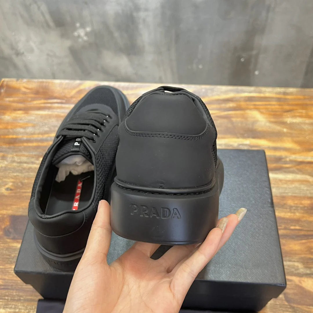 PRADA SNEAKER