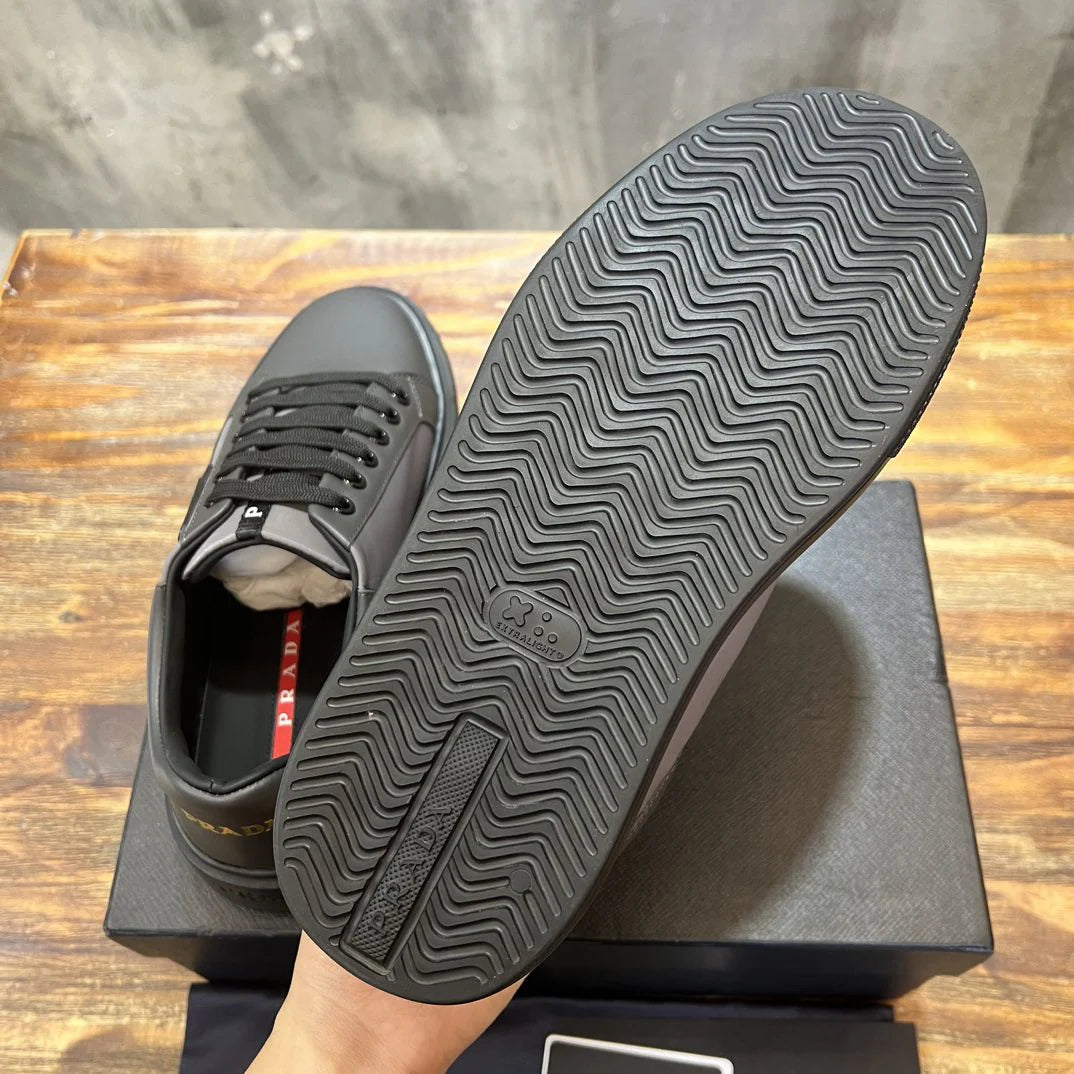 PRADA SNEAKER