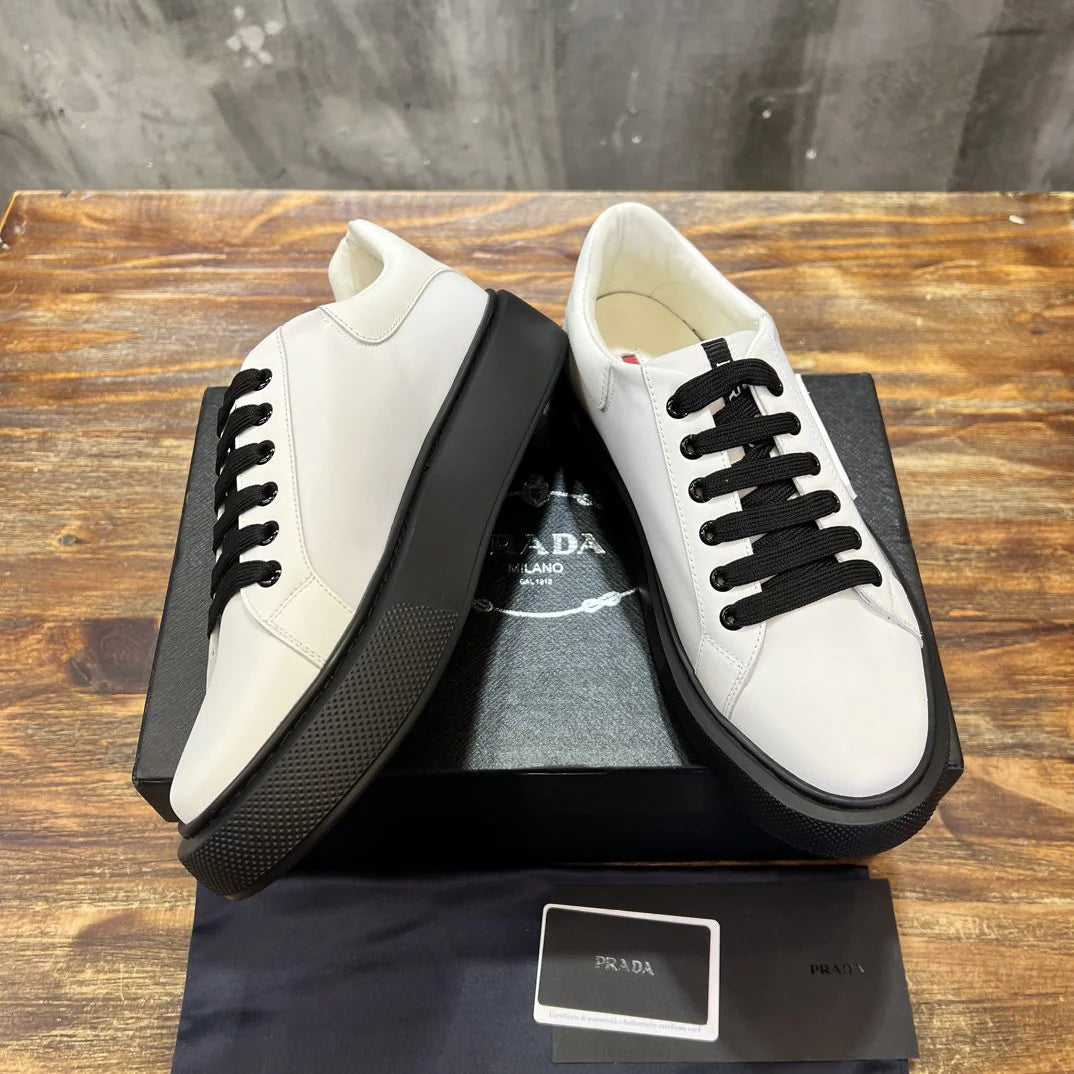 PRADA SNEAKER