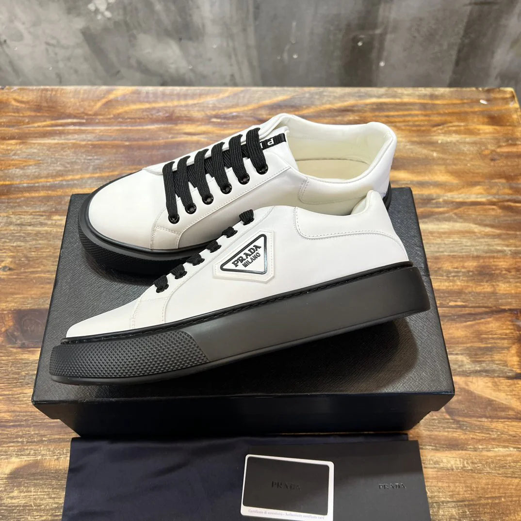 PRADA SNEAKER