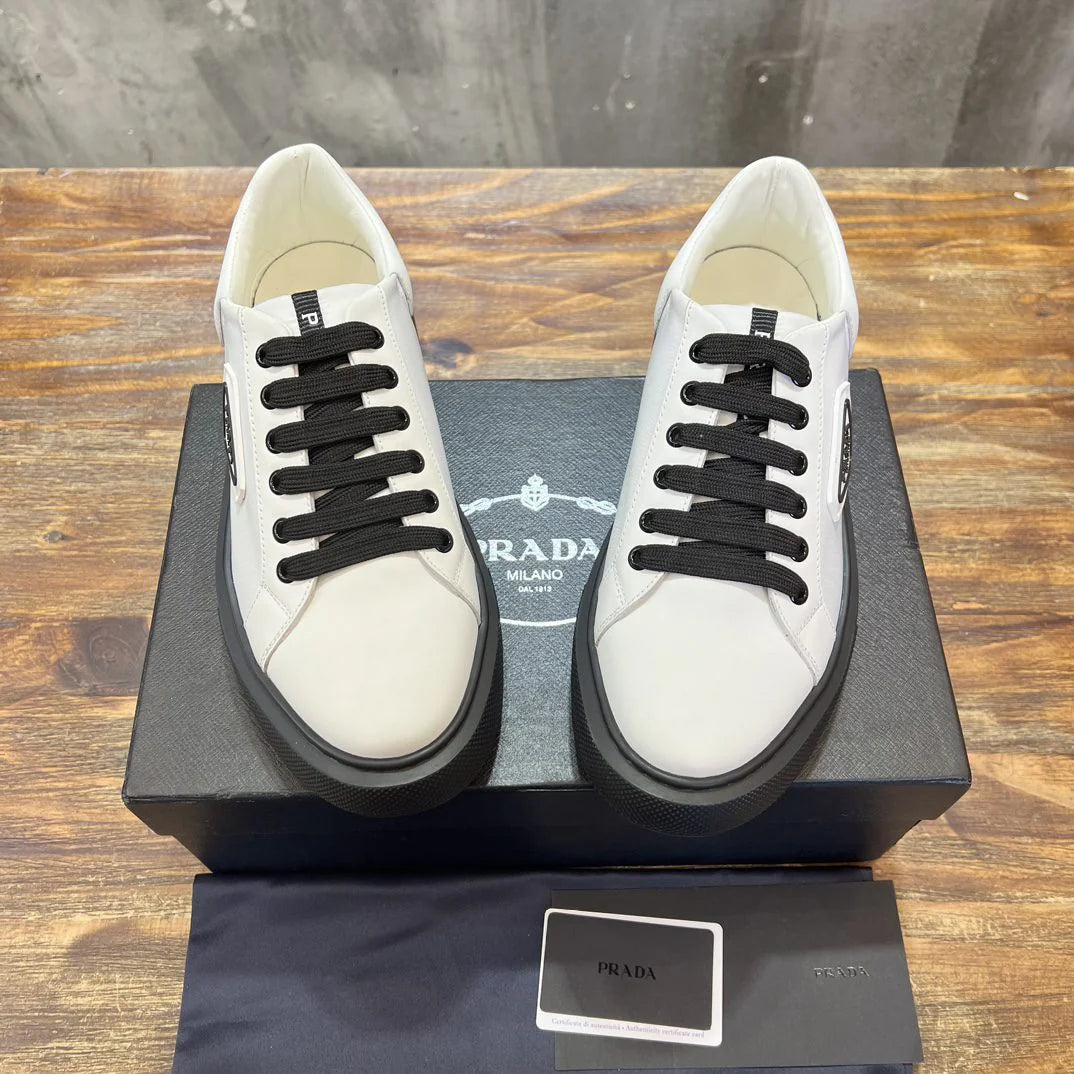 PRADA SNEAKER