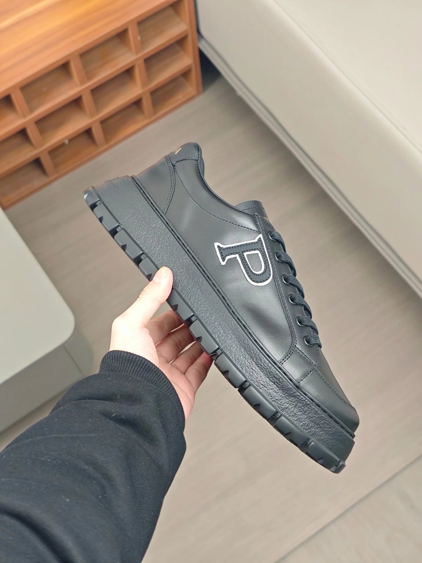 PRADA SNEAKER