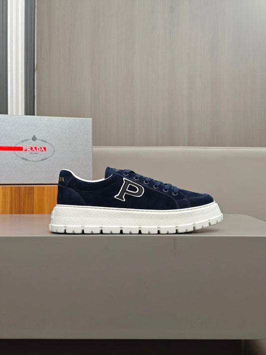 PRADA SNEAKER