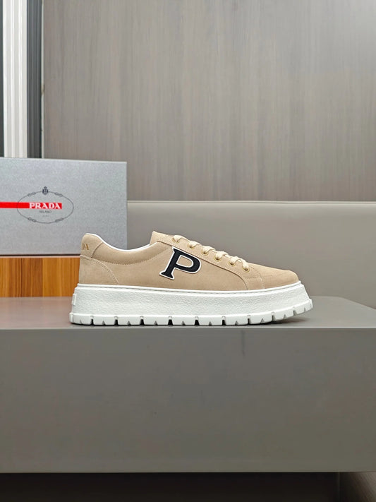 PRADA SNEAKER