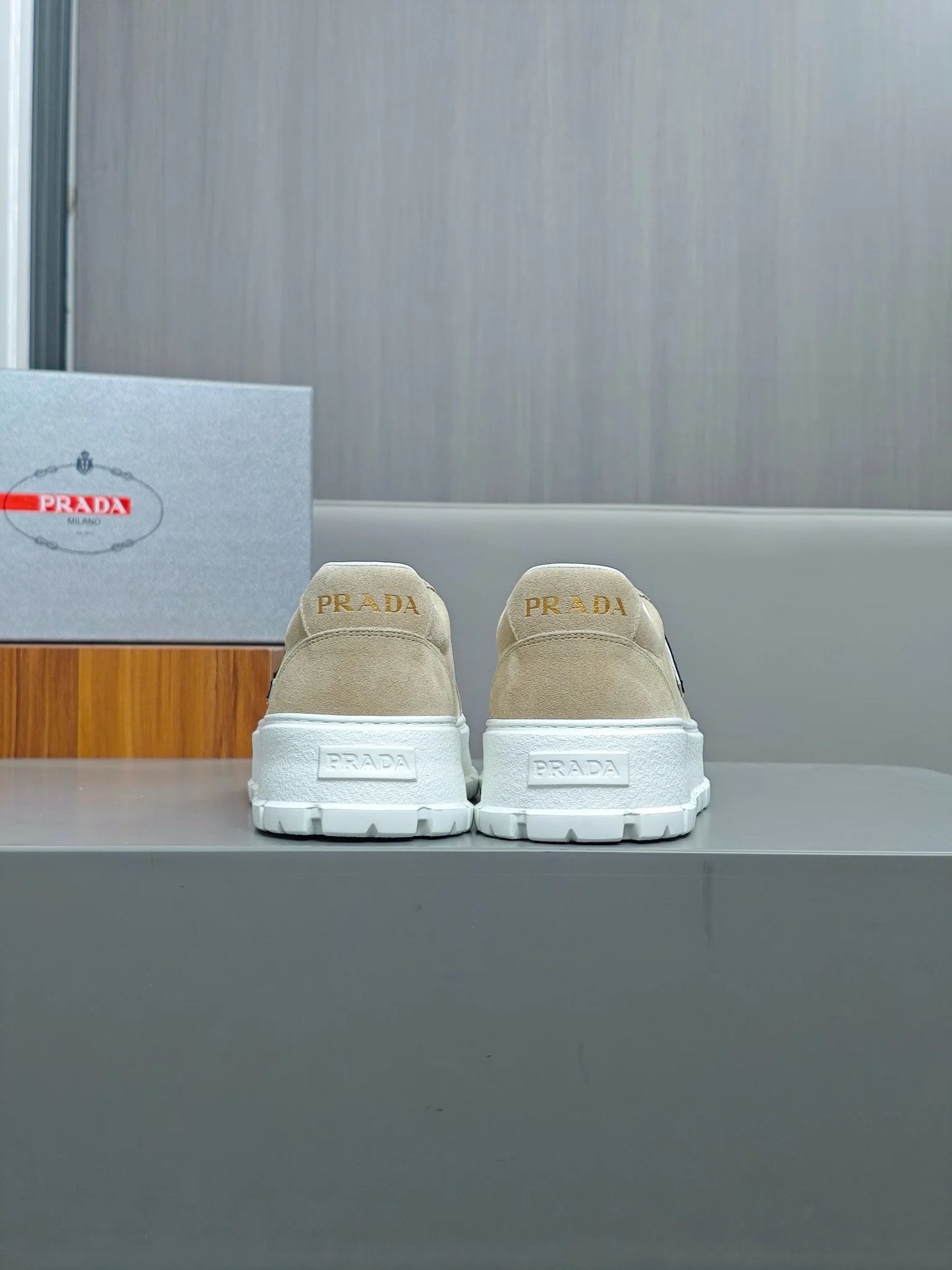 PRADA SNEAKER