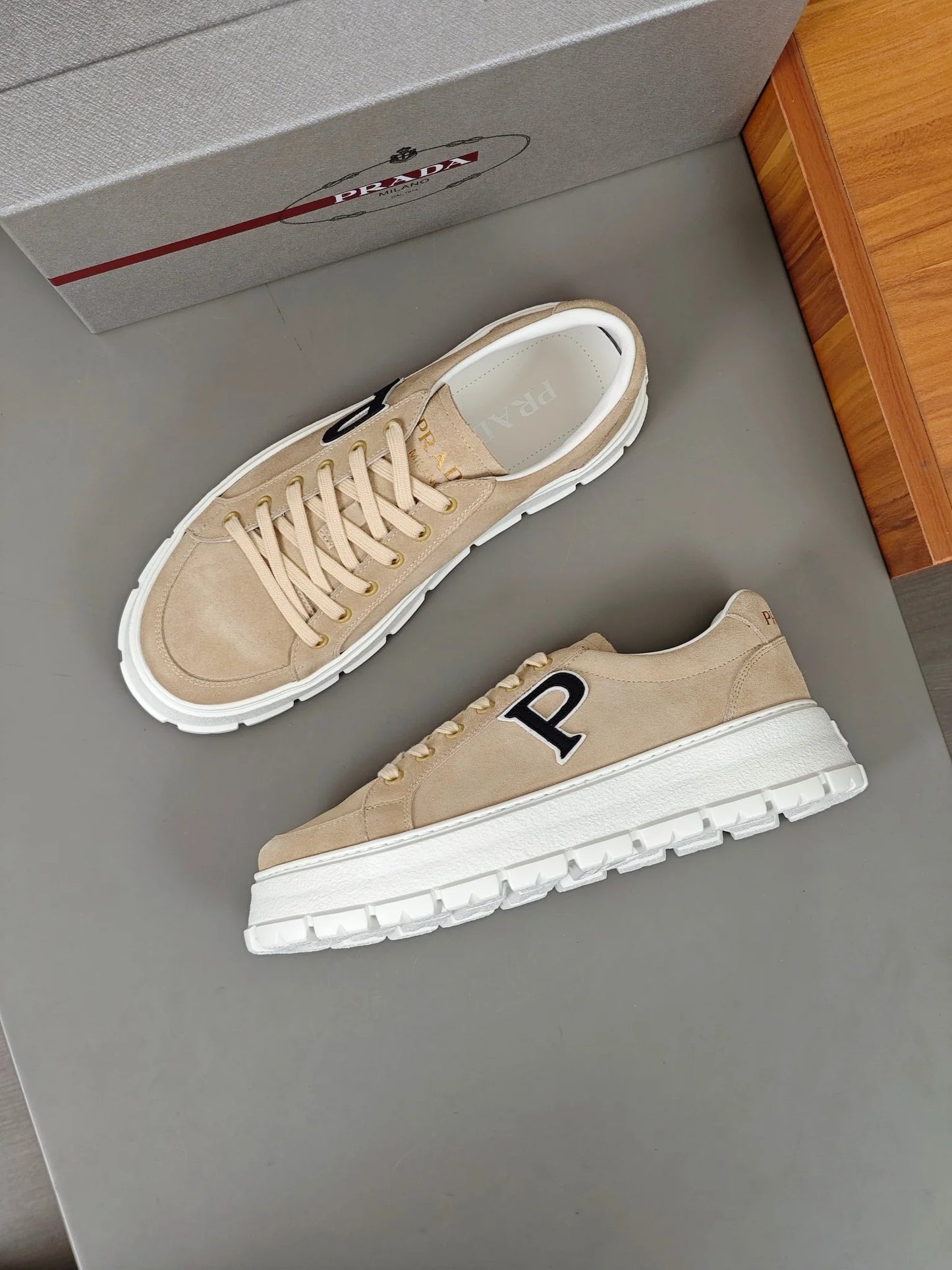 PRADA SNEAKER
