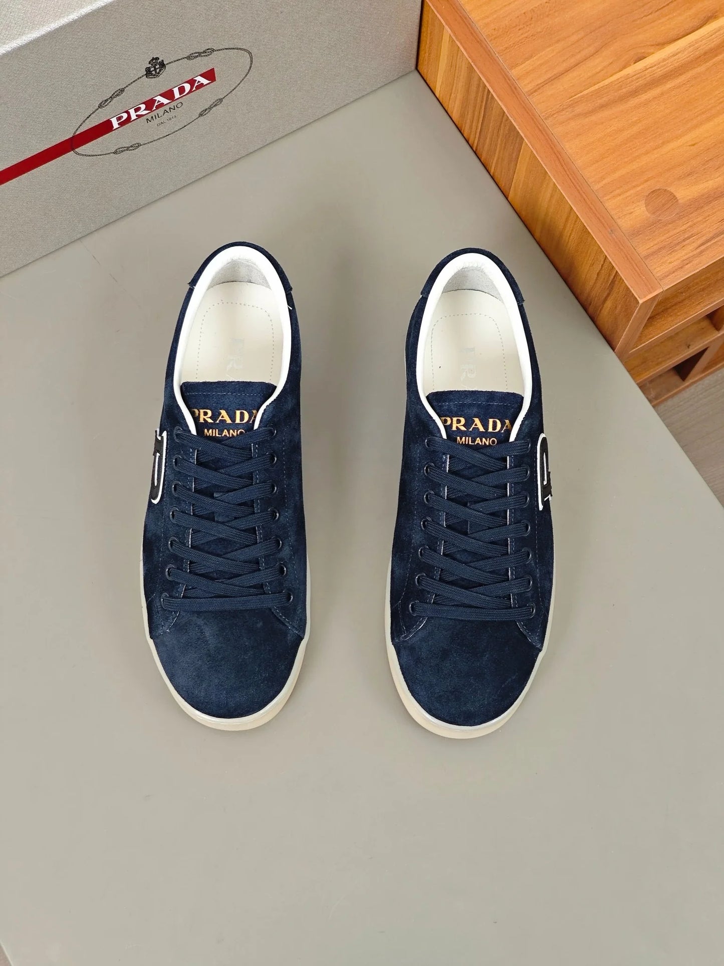 PRADA SNEAKER