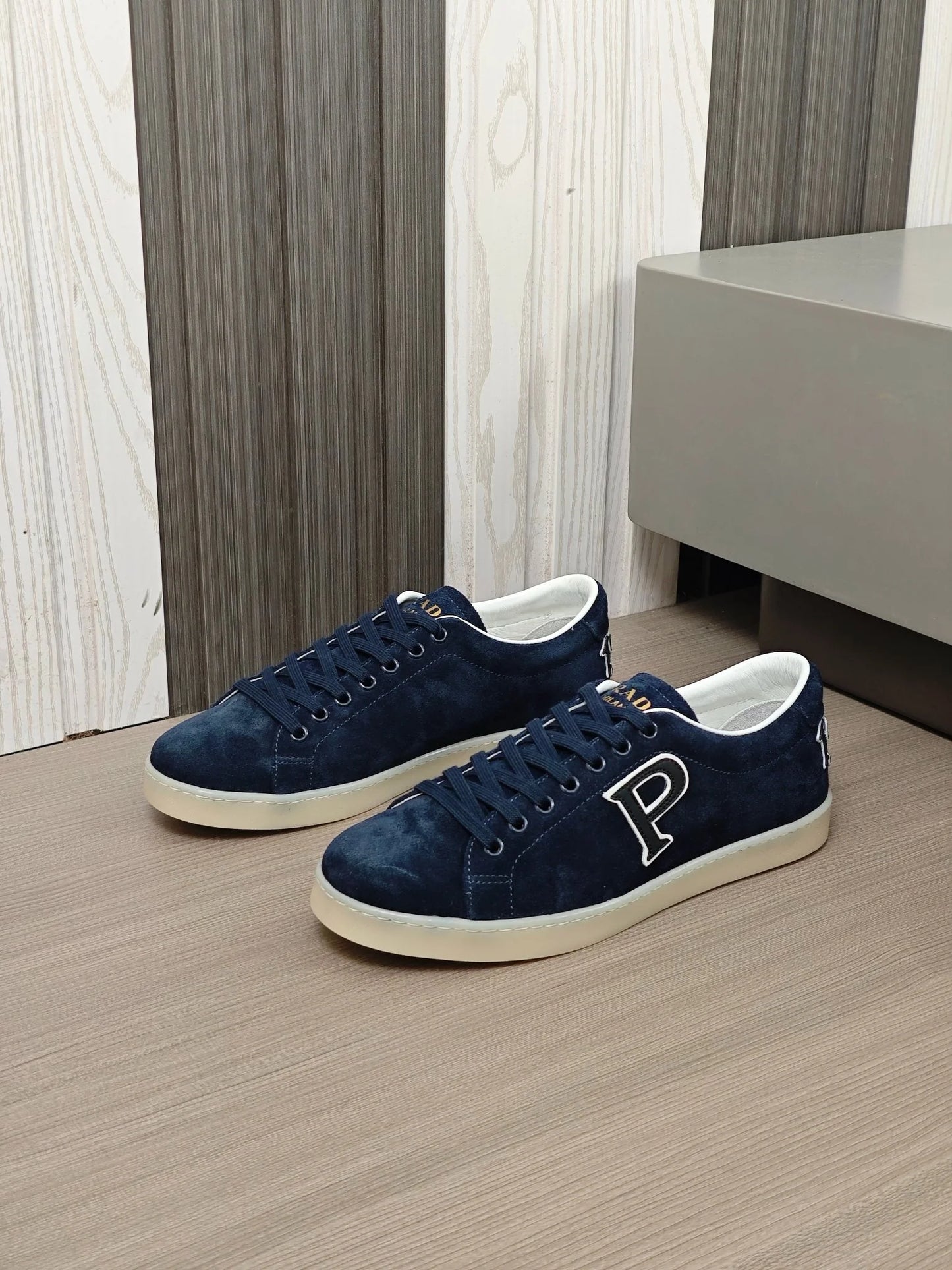 PRADA SNEAKER