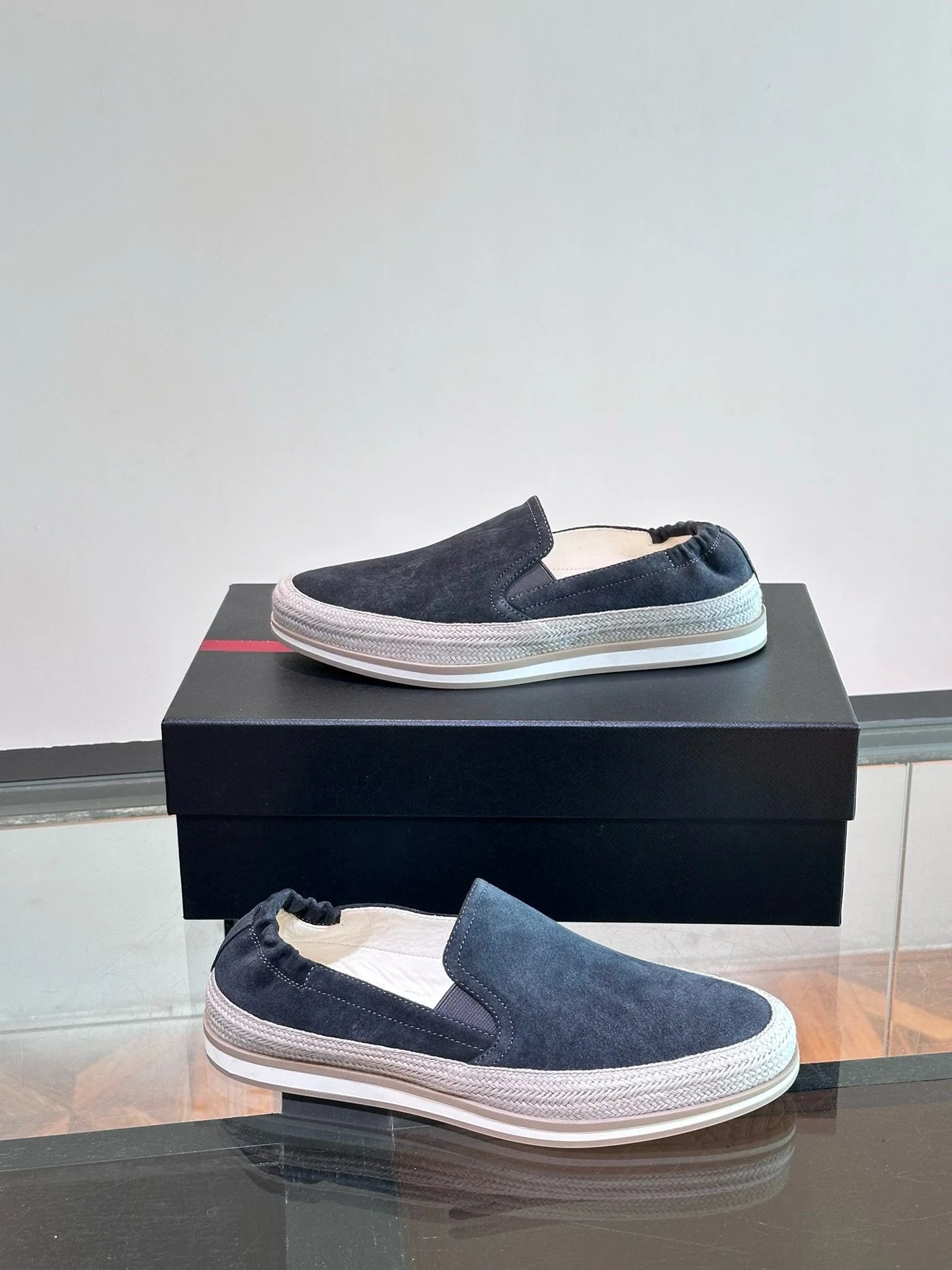 PRADA SNEAKER
