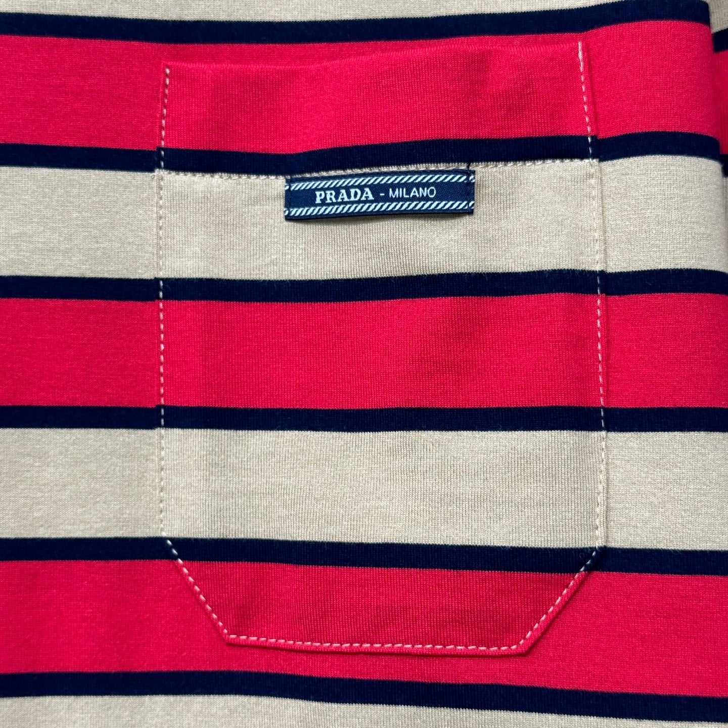 PRADA TSHIRT