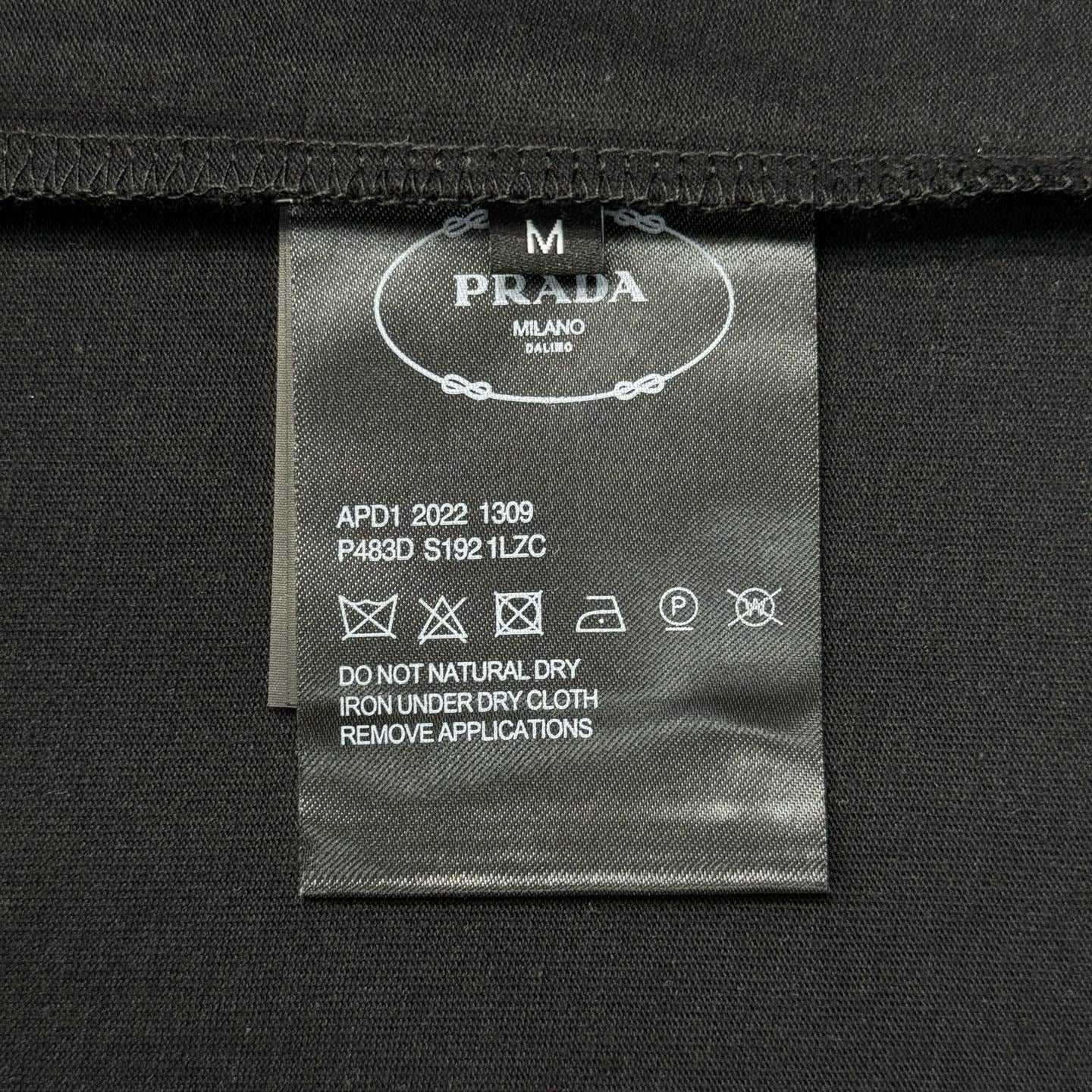 PRADA TSHIRT