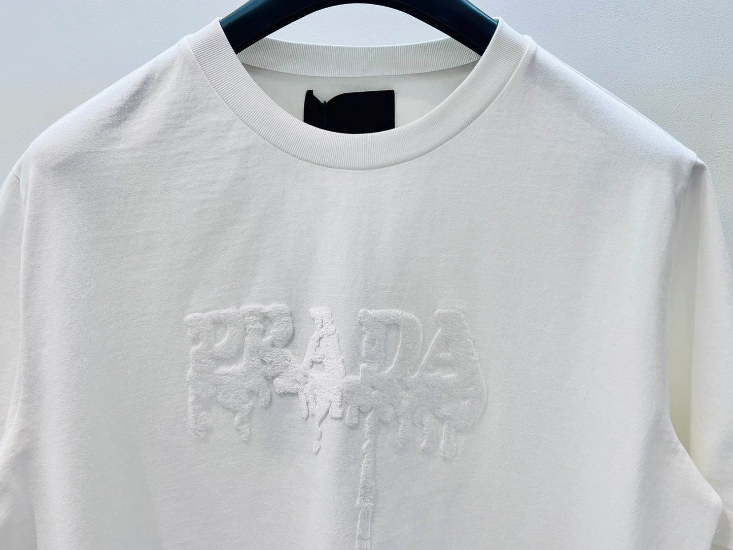 PRADA TSHIRT