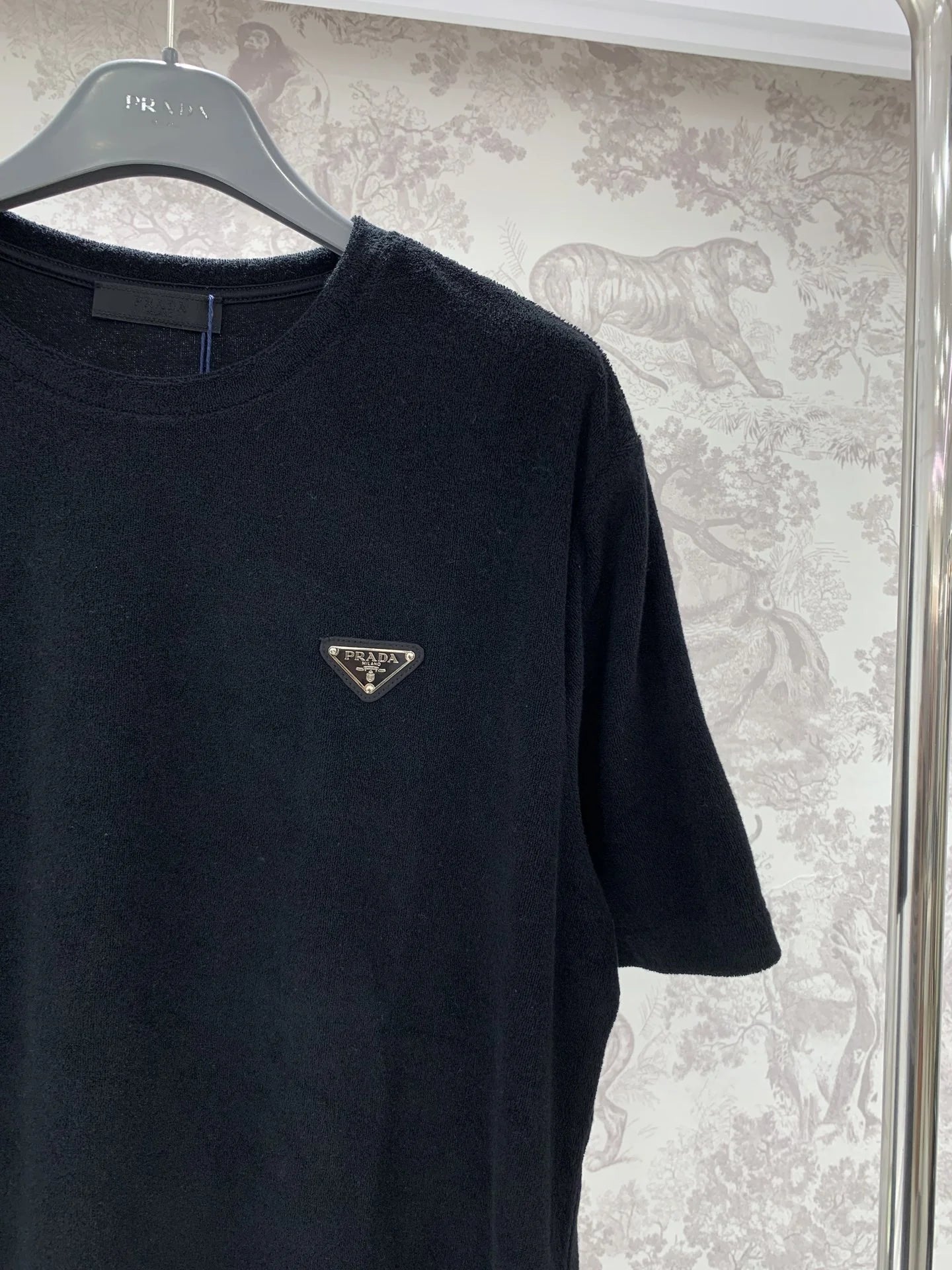 PRADA TSHIRT