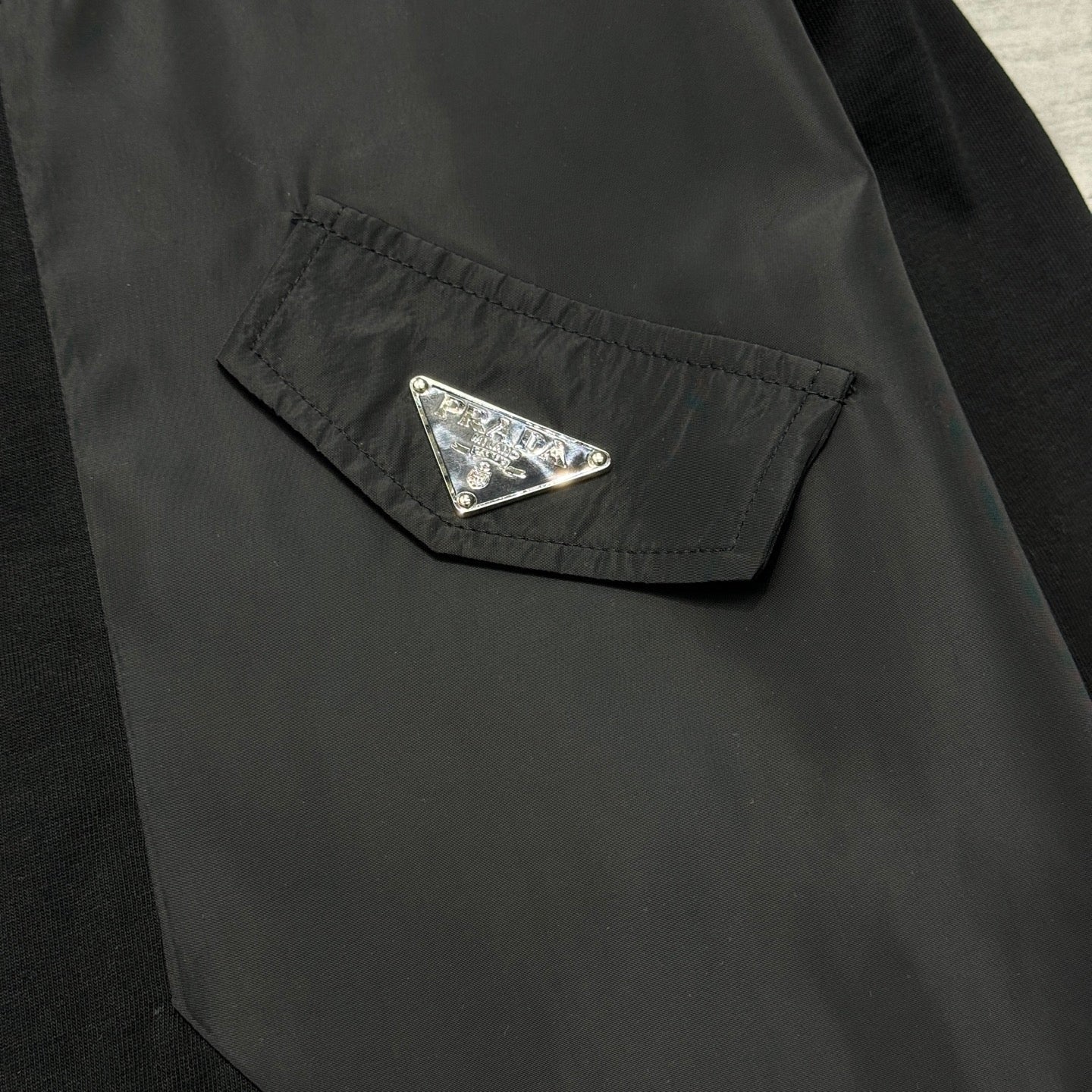 PRADA TSHIRT