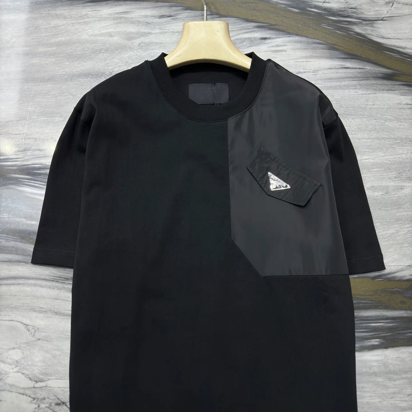 PRADA TSHIRT