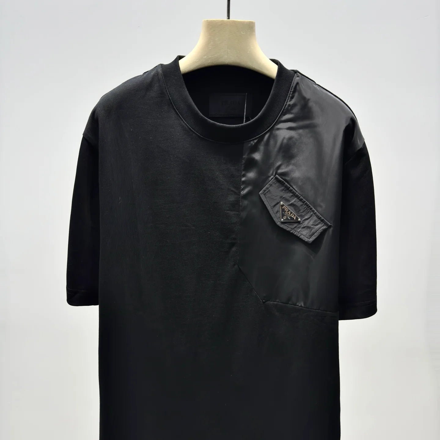 PRADA TSHIRT