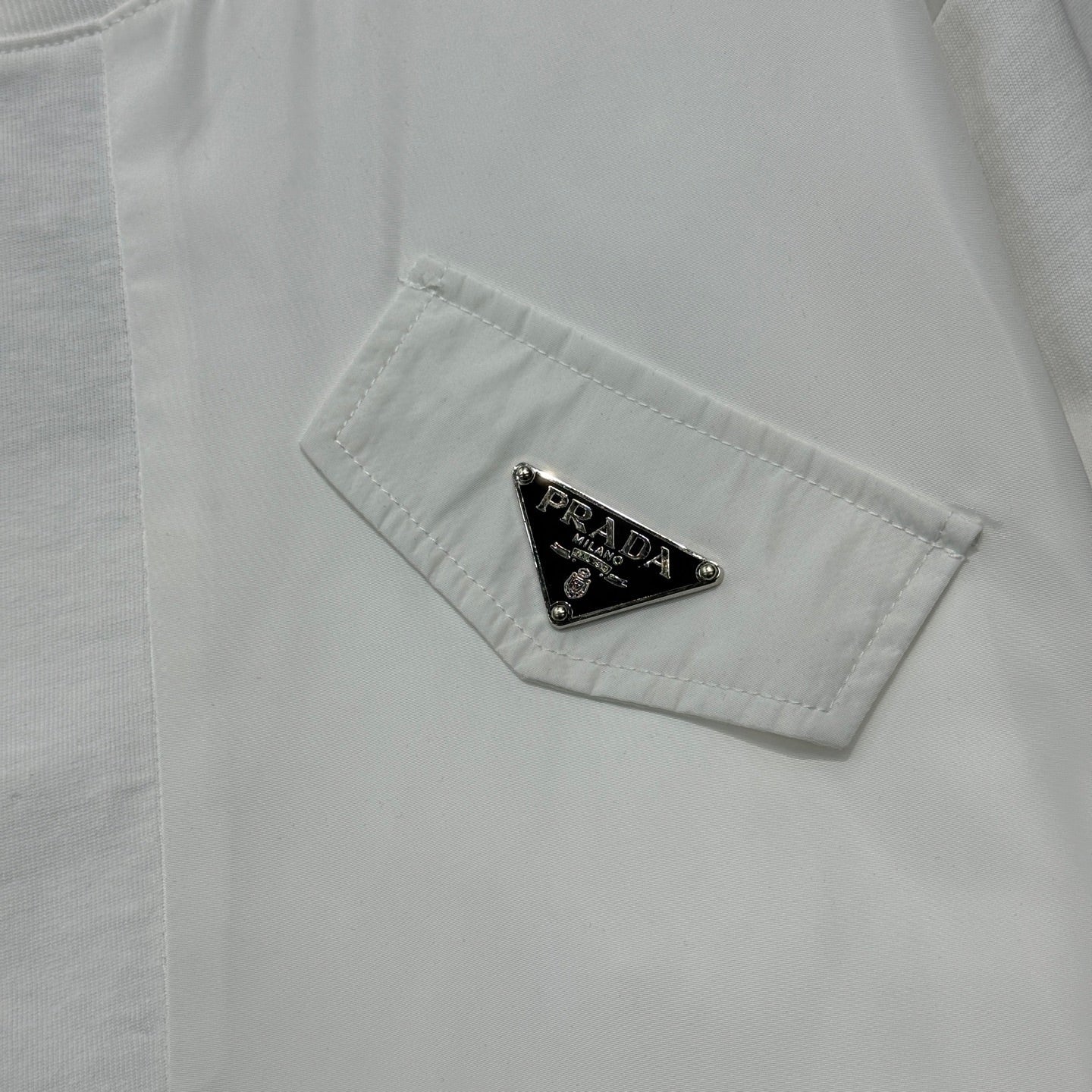 PRADA TSHIRT