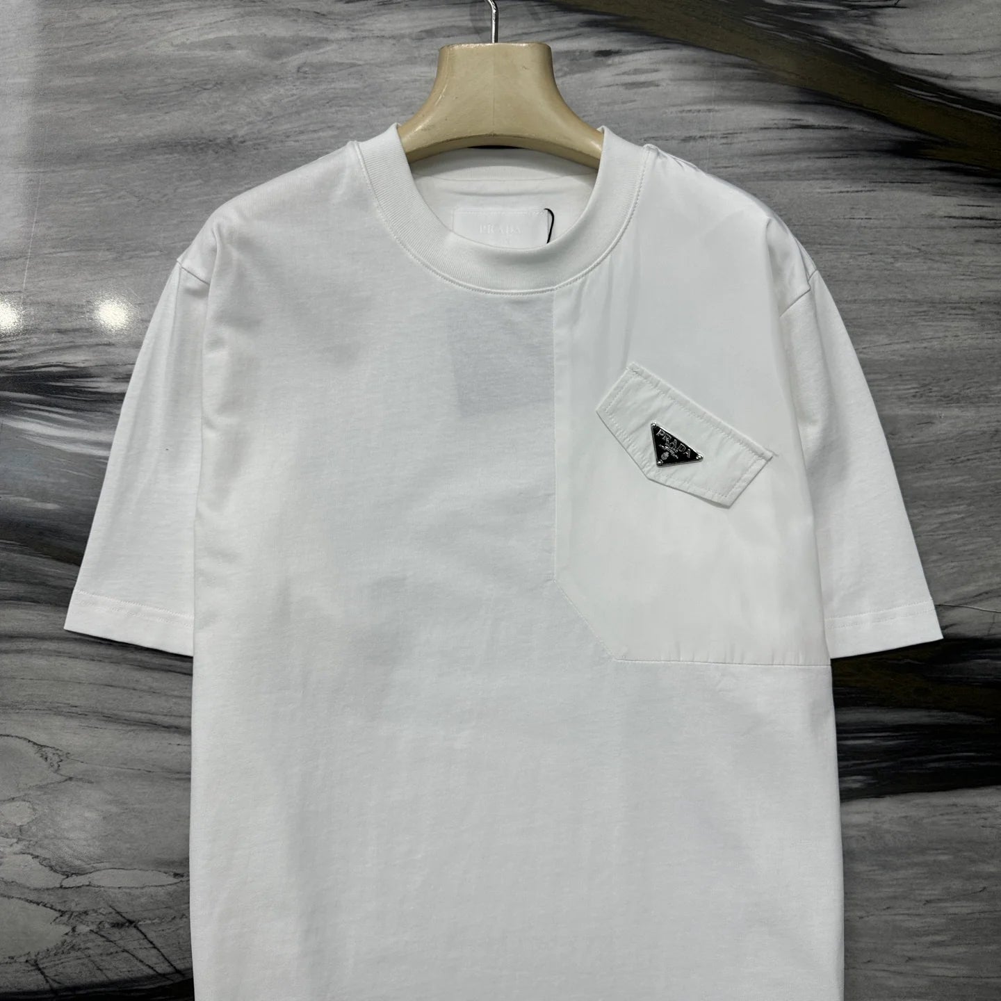 PRADA TSHIRT