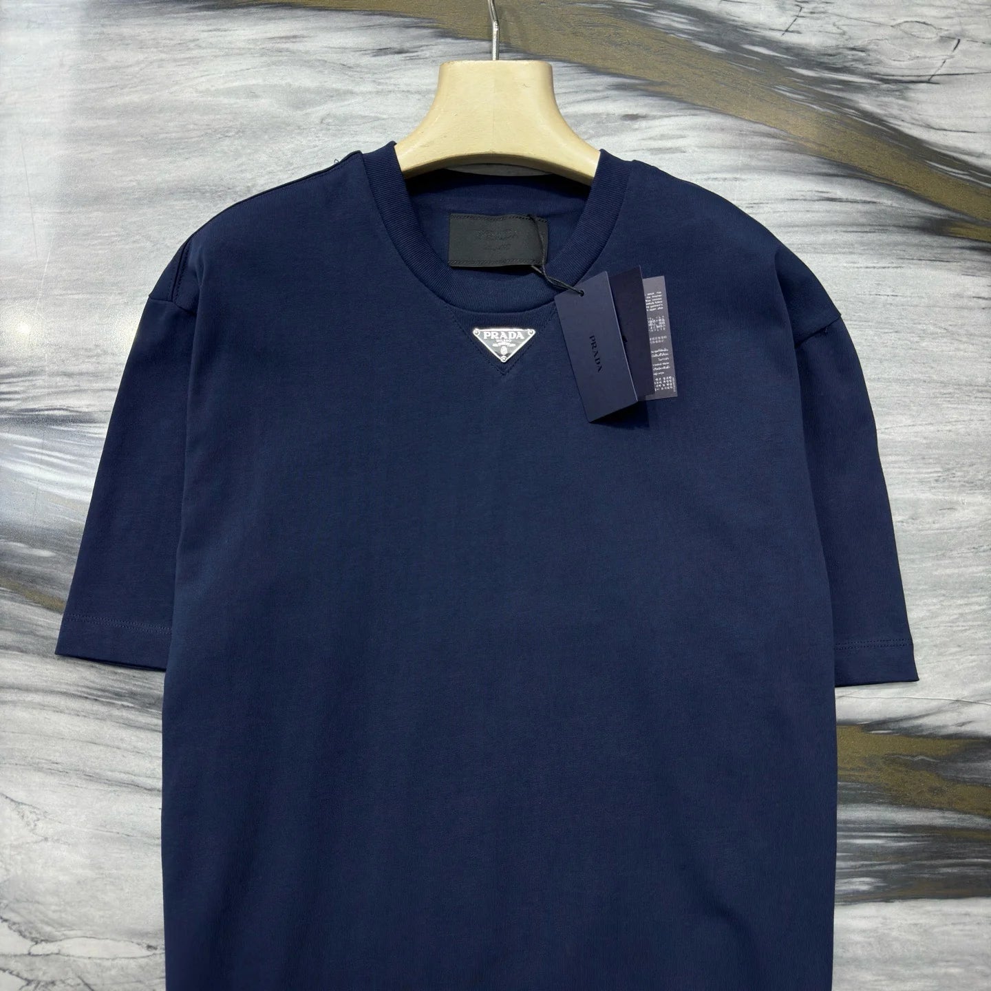 PRADA TSHIRT