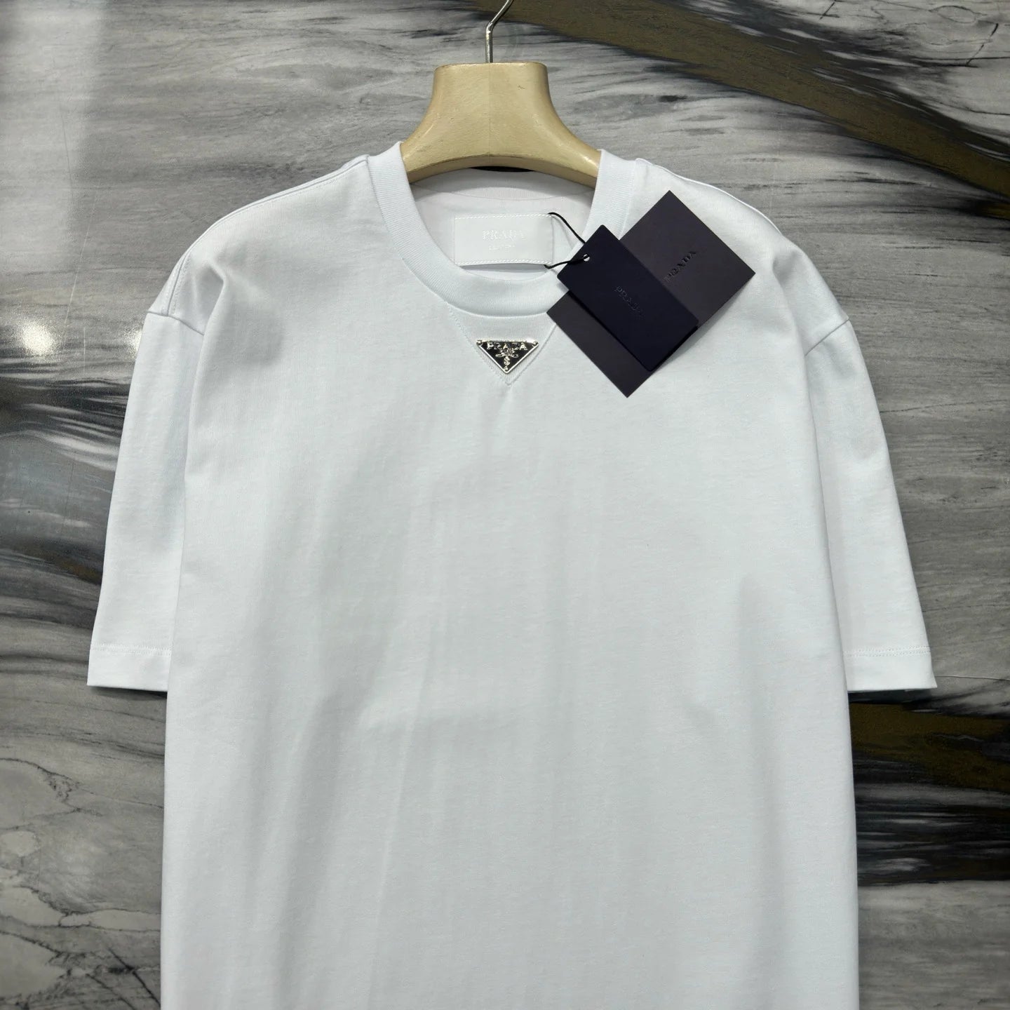 PRADA TSHIRT