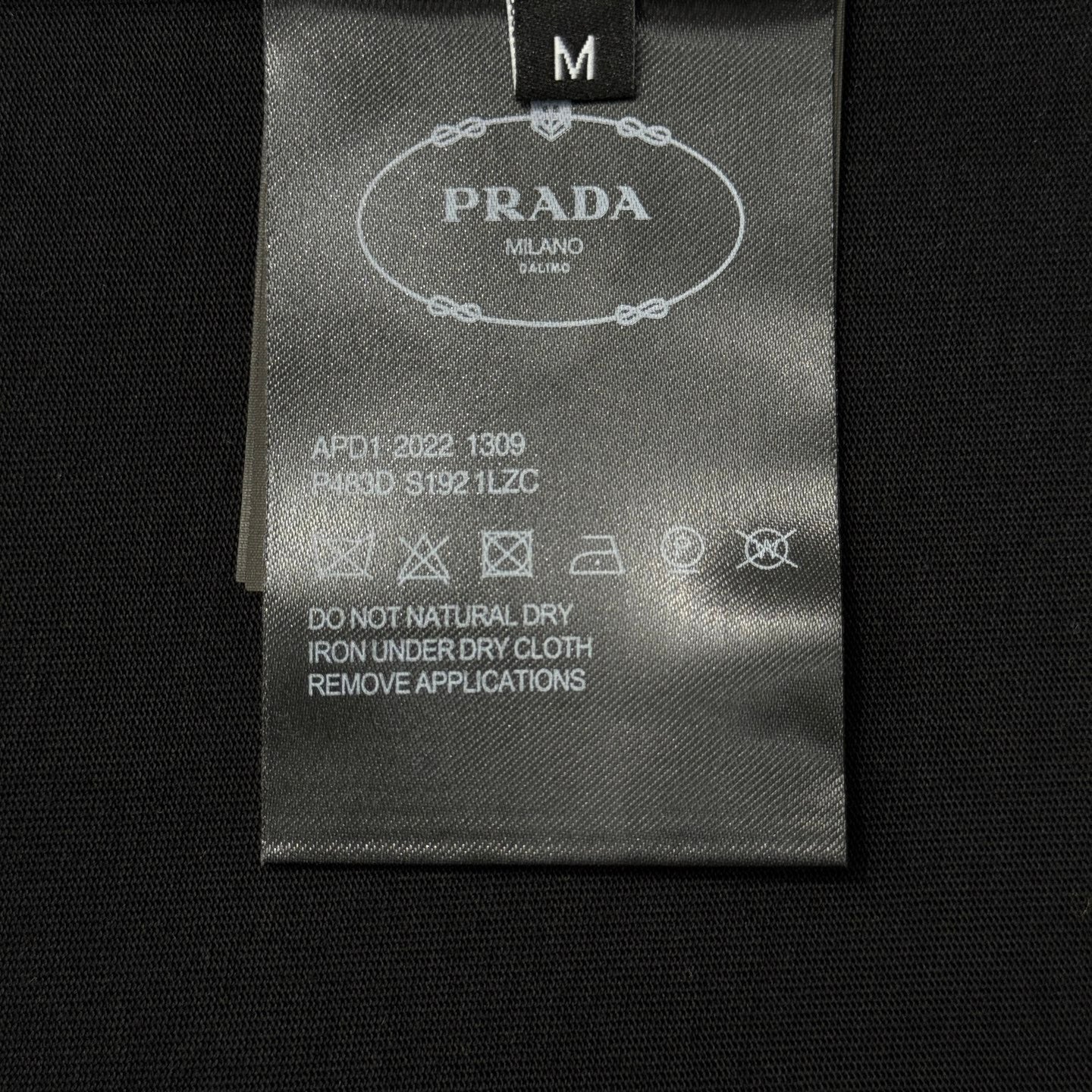 PRADA TSHIRT
