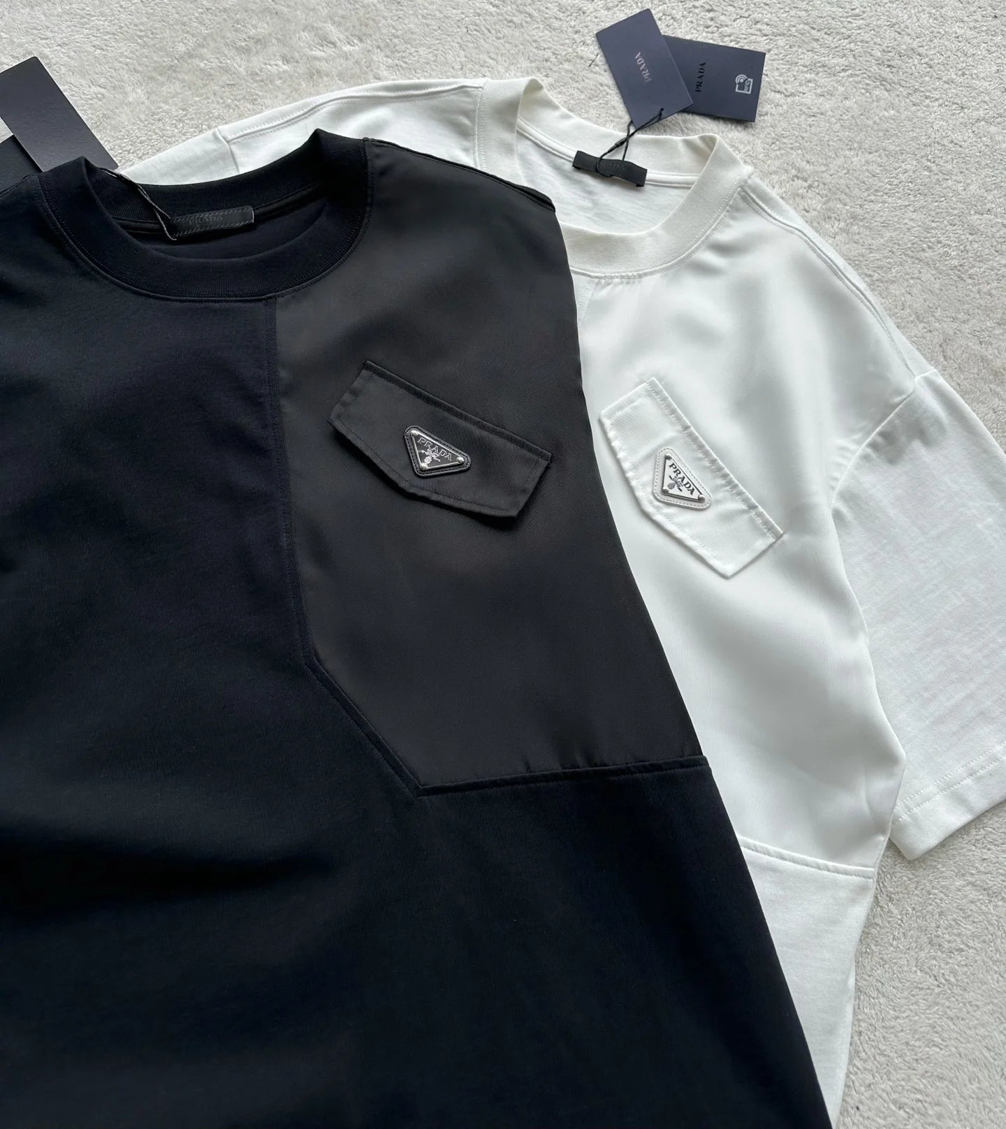 PRADA TSHIRT
