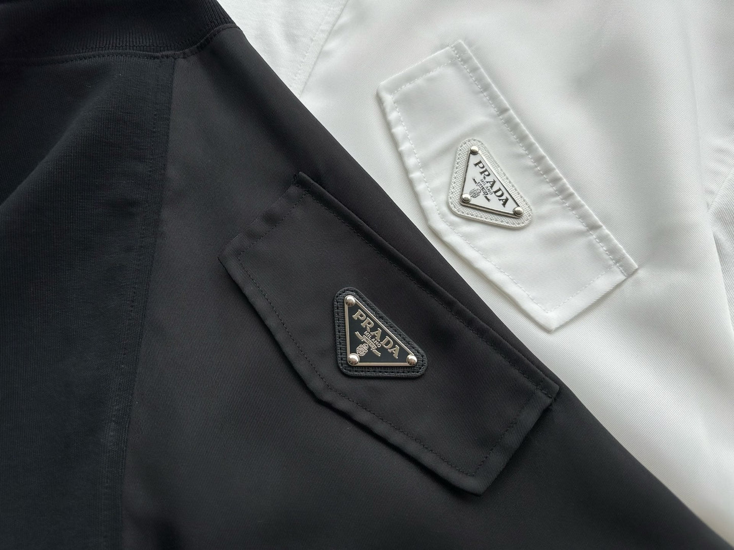 PRADA TSHIRT