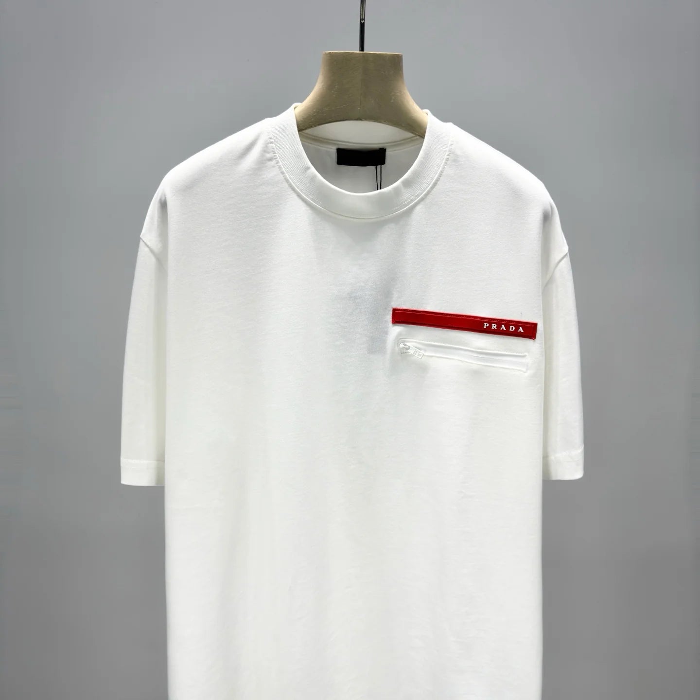 PRADA TSHIRT